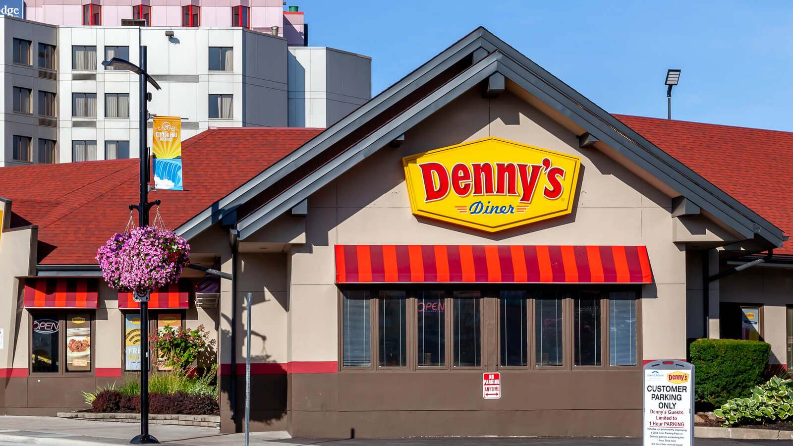 what is dennys