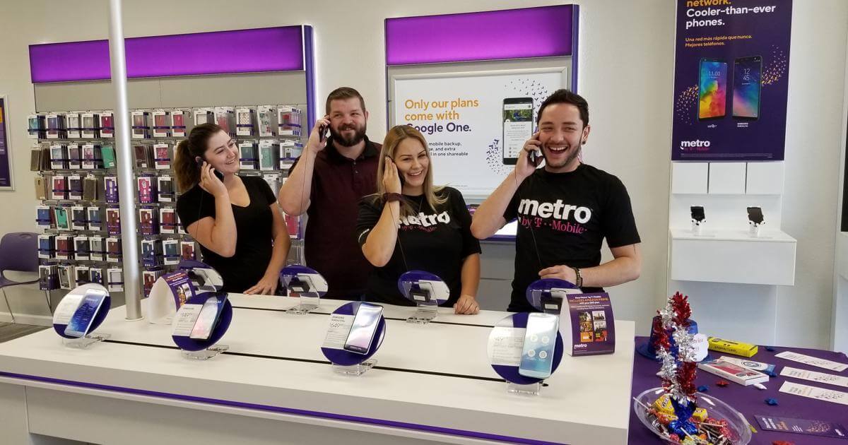 metro pcs opening hours