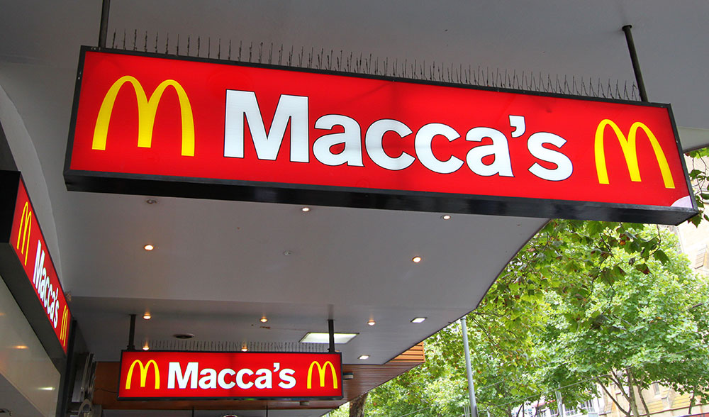 maccas breakfast hours and menu